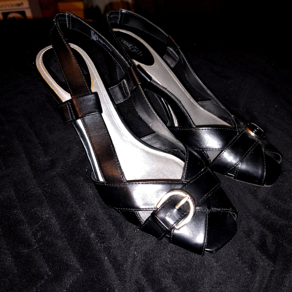 Stylish Black Slingback Sandals